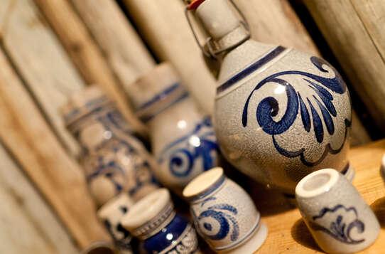 Nella nostra cantina, maestro Walter produce il vino in modo tradizionale