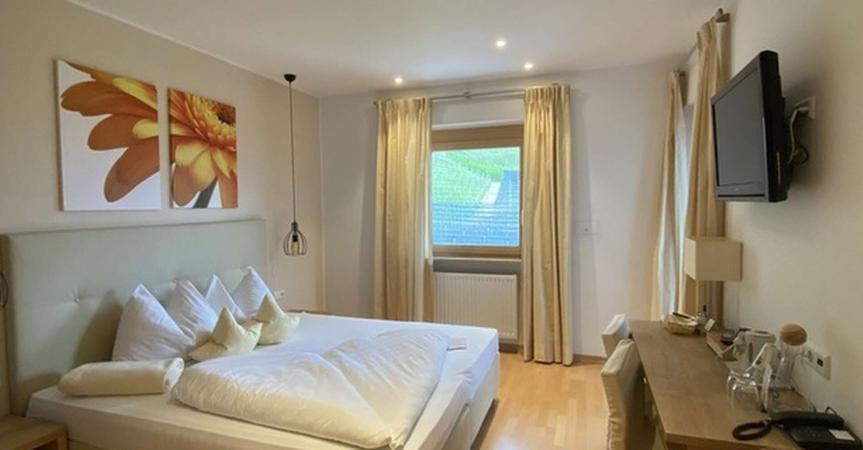Comfort double room Aster Daisy Comfort double room Aster Daisy