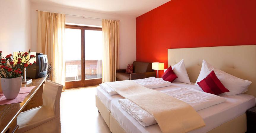 Komfortdoppelzimmer Rosen Komfortdoppelzimmer Rosen